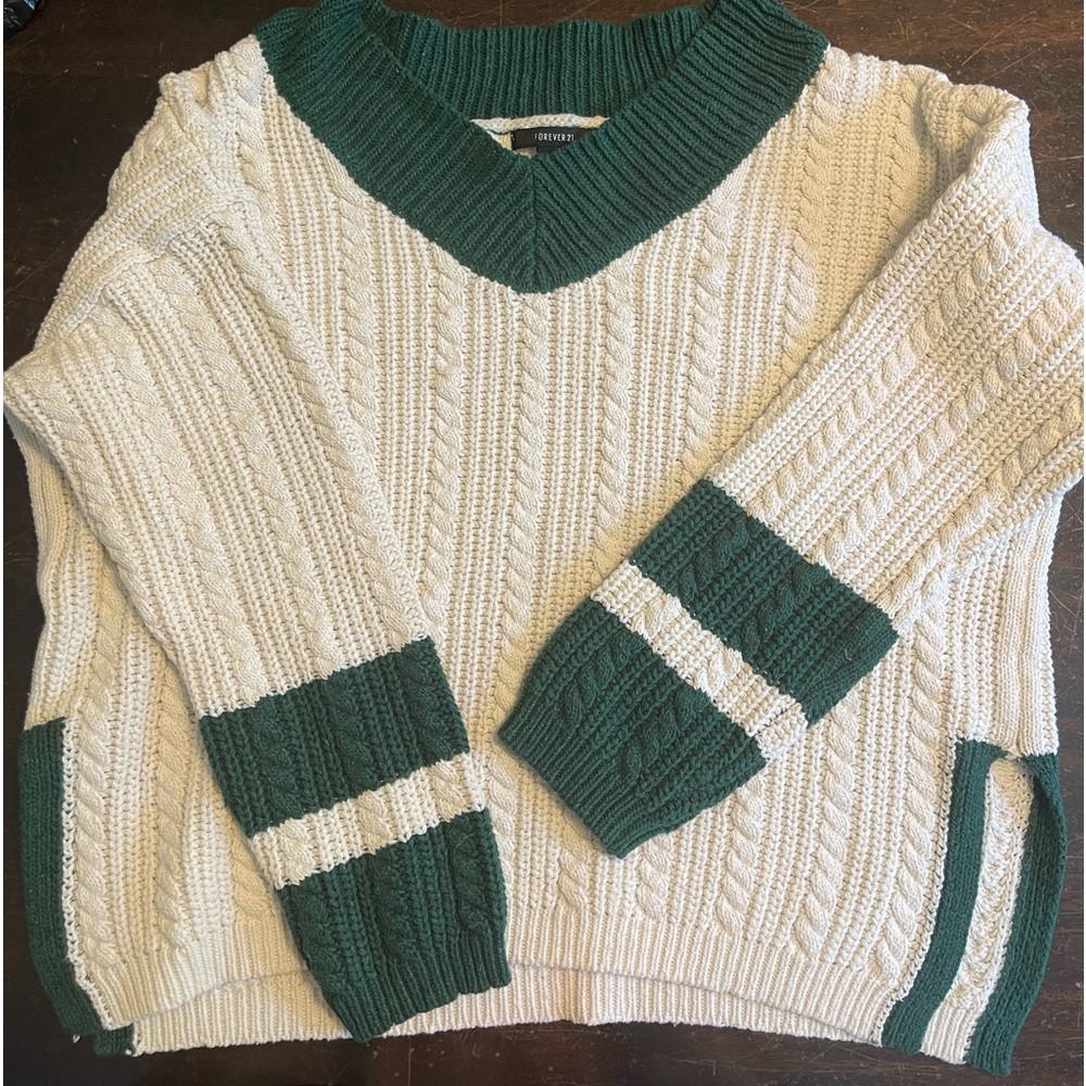 Oversized knitted sweater